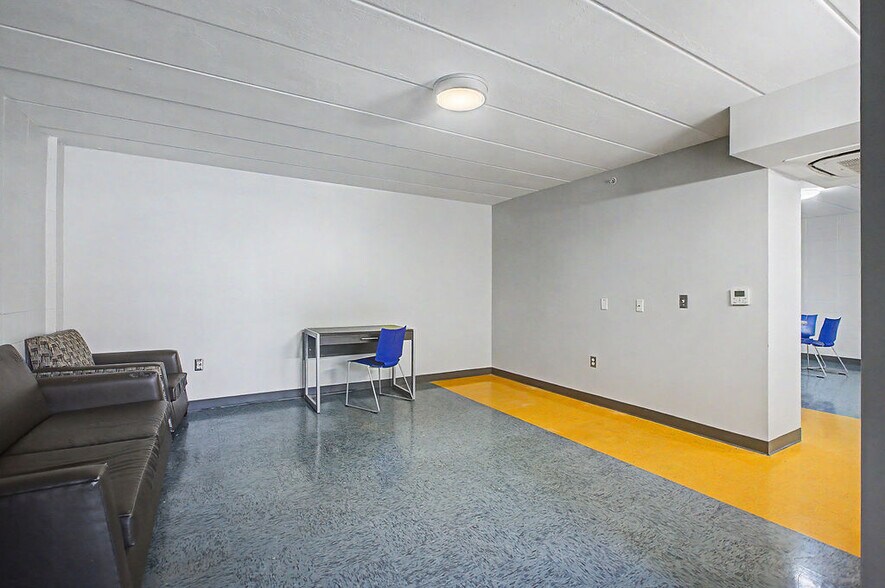 More Photos Of 3520 Alexandria Pike, Newport Apartments For Sale
