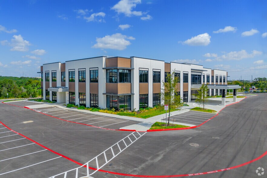 More Photos Of 11071 State Highway 151, San Antonio Medical For Lease