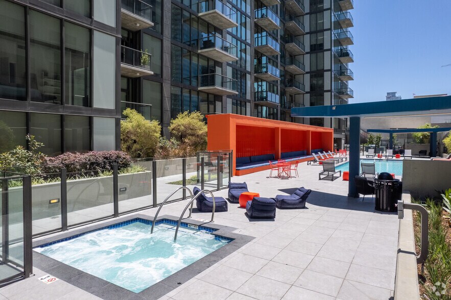 More Photos Of 801 S Hope St, Los Angeles Apartments For Lease