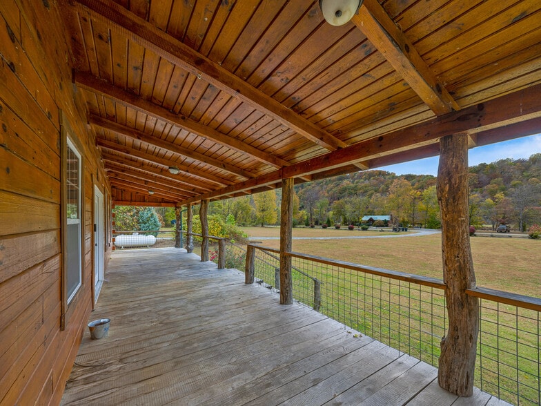 More Photos Of 1640-642 River Rd, Hot Springs Apartments For Sale