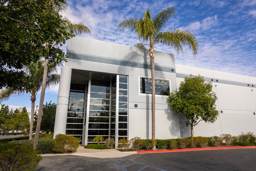 Primary Photo Of 50 Bunsen, Irvine Warehouse For Lease