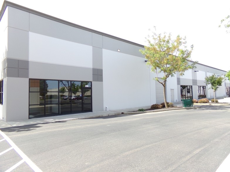 Primary Photo Of 4092 Metro Dr, Stockton Warehouse For Lease