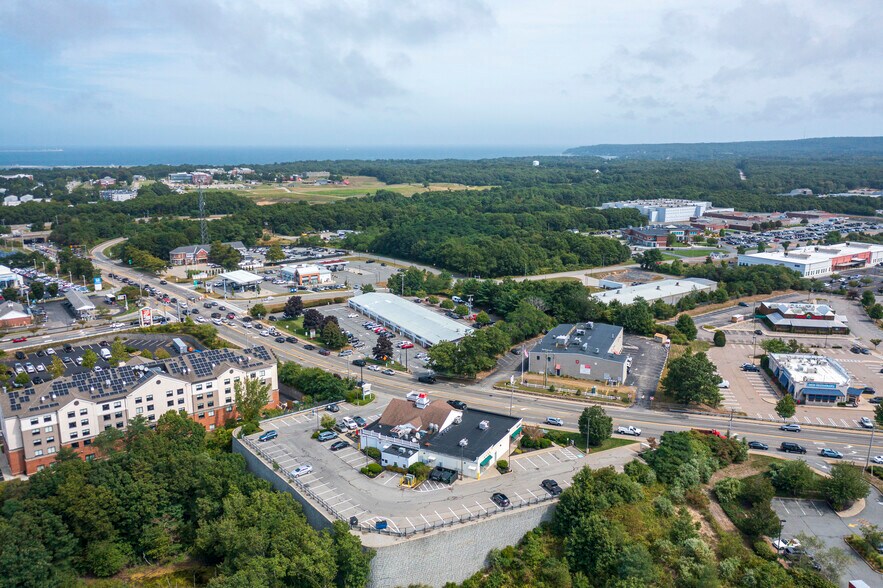 More Photos Of 47-53 Long Pond Rd, Plymouth Restaurant For Lease