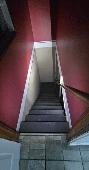 More Photos Of 2709 Bransford Ave, Nashville Office Residential For Sale