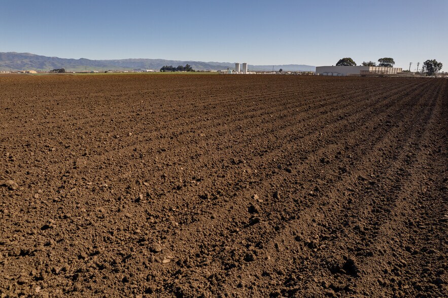 More Photos Of Somavia Rd, Salinas Land For Sale