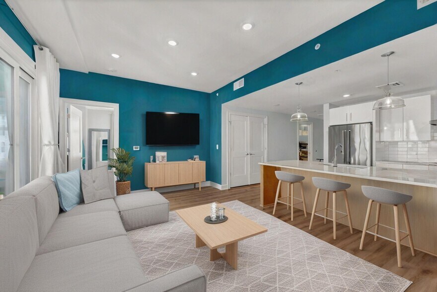 More Photos Of 240 N Water St, Wilmington Specialty For Sale