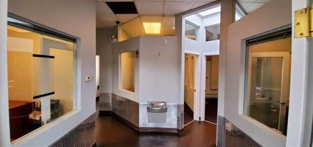 More Photos Of 2622 N Cicero Ave, Chicago Auto Dealership For Sale