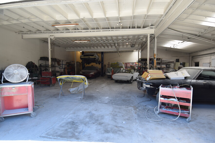 More Photos Of 4020 San Pablo Dam Rd, El Sobrante Warehouse For Sale