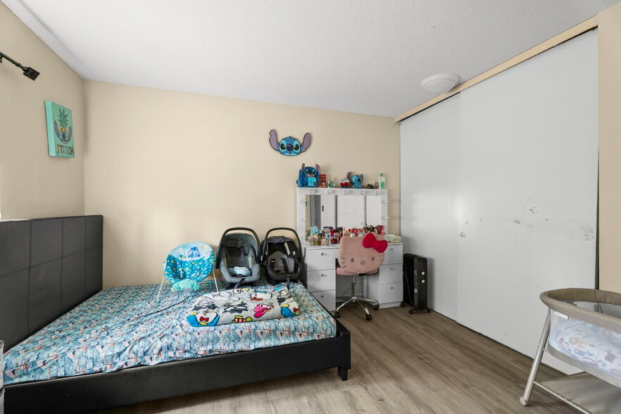 More Photos Of 5653 Via Monte Dr, San Jose Apartments For Sale