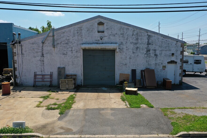 More Photos Of 1600 Bannard St, Cinnaminson Warehouse For Sale