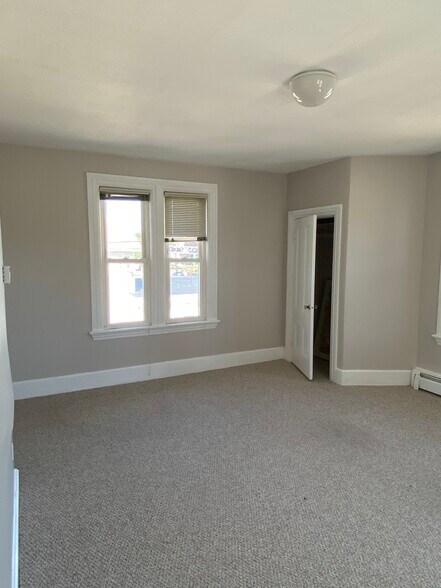 More Photos Of 20 Main St, Northborough Office For Sale