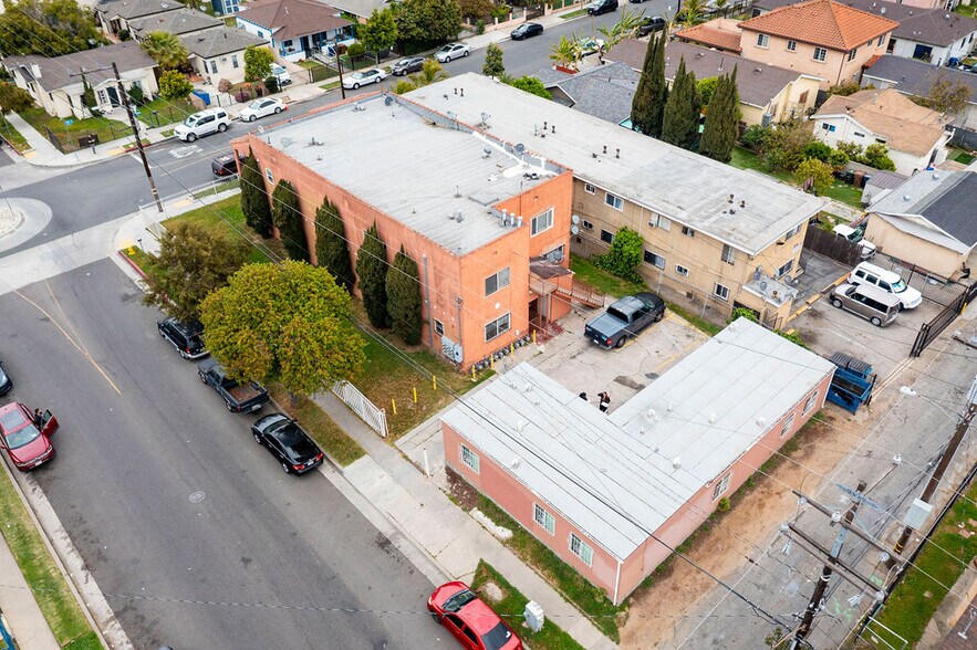 More Photos Of 1152 W 88th St, Los Angeles Apartments For Sale