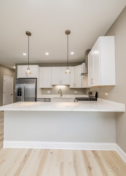 More Photos Of 623 Hamlin Ave, Chicago Apartments For Sale