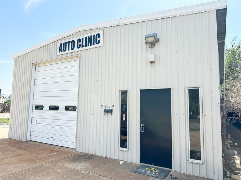 More Photos Of 2609 10th St, Wichita Falls Light Manufacturing For Sale