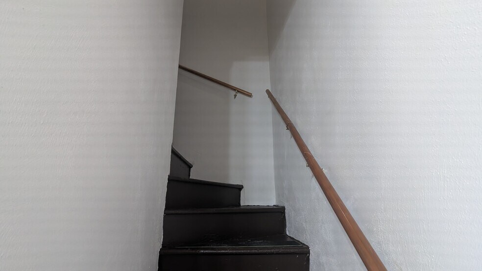 More Photos Of 15-17 Emmett St, Providence Apartments For Sale