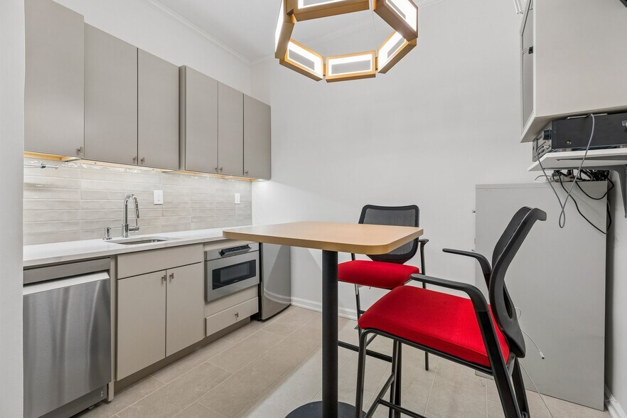 More Photos Of 499 Valley St, Maplewood Office Residential For Sale