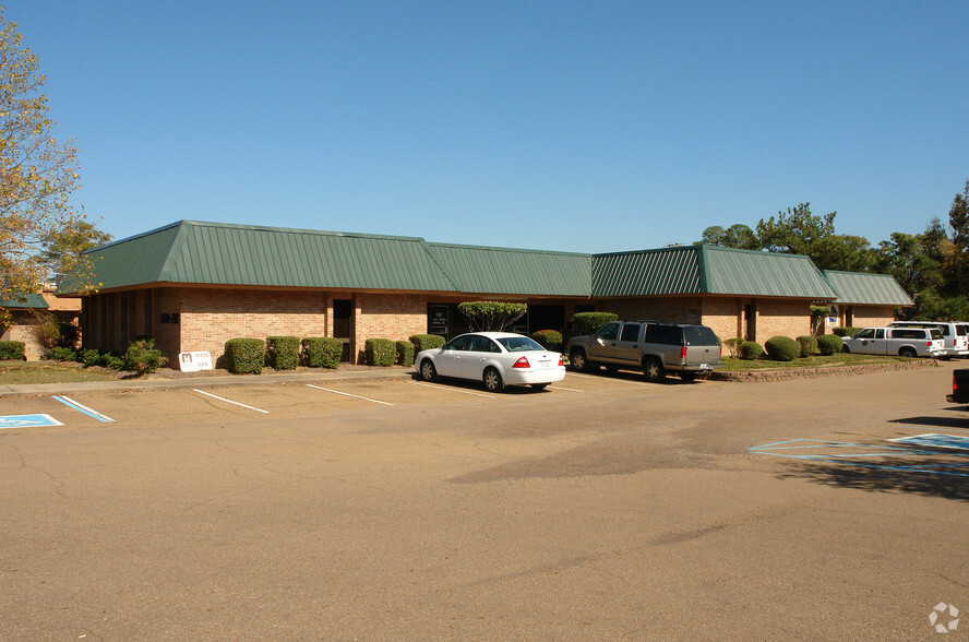 Primary Photo Of 200-210 St Paul St, Jackson Office For Lease