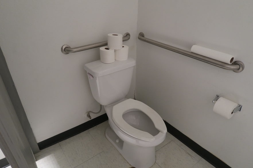 More Photos Of 5829 Beverly Hill St, Houston Warehouse For Lease