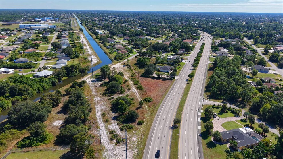 Primary Photo Of 5106 Lee Blvd, Lehigh Acres Office For Sale