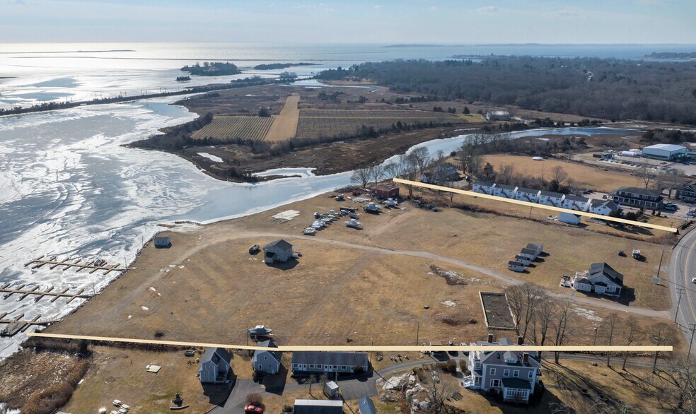 More Photos Of 830 Stonington Rd, Stonington Marina For Sale