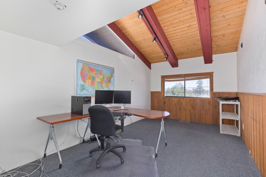 More Photos Of 38 Laurel Mountain Rd, Mammoth Lakes Storefront Retail Office For Sale