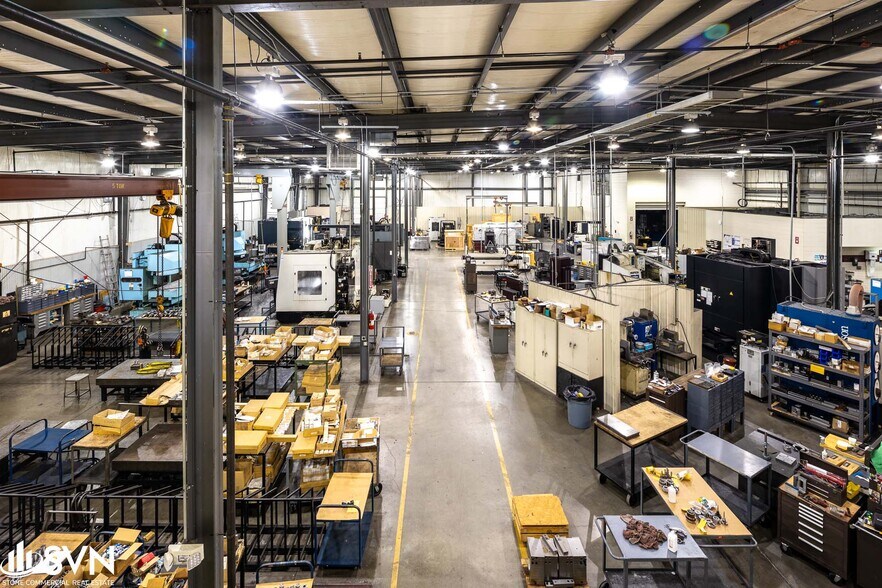 More Photos Of 95 Industrial Park Rd, Mount Vernon Distribution For Sale