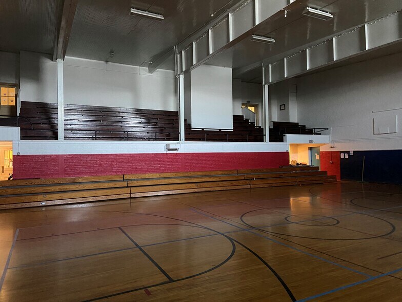 More Photos Of 310 N Walnut St, Union City Apartments For Sale