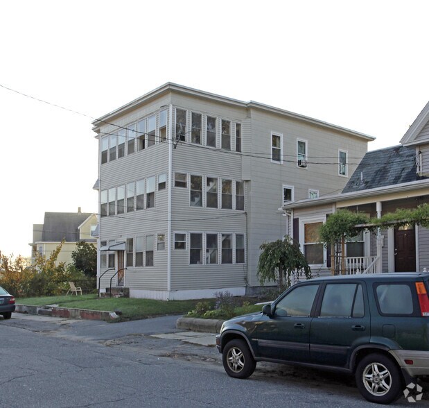 More Photos Of 113 Spruce St, Leominster Apartments For Sale