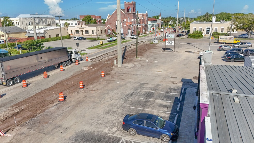 More Photos Of 17 Hickory St, Arcadia Storefront Retail Office For Sale