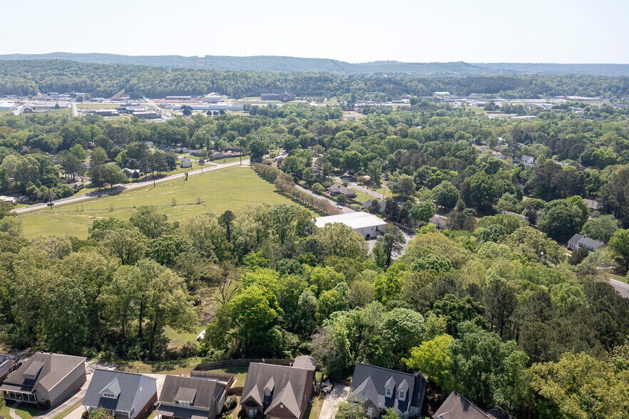 More Photos Of 419 Phillipians Blvd, Pelham Specialty For Sale