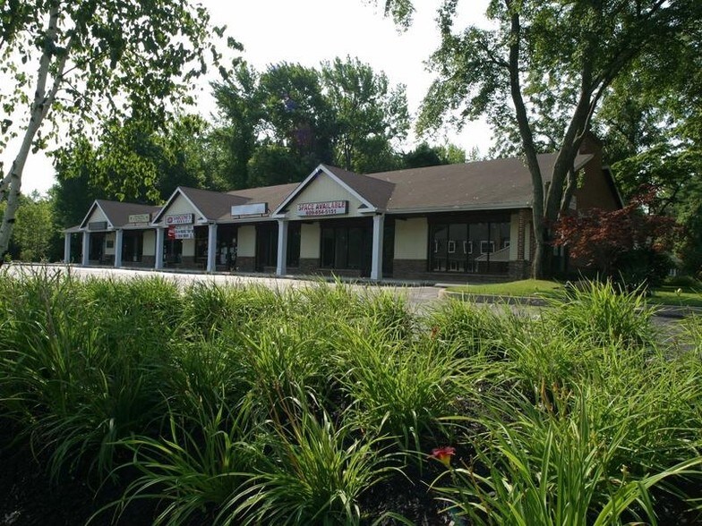 More Photos Of 643 Stokes Rd, Medford Unknown For Lease