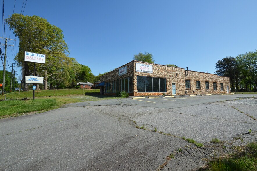 Primary Photo Of 6105 University Pky, Winston-Salem Freestanding For Lease