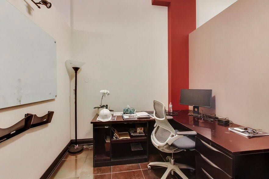 More Photos Of 1636 N Bosworth Ave, Chicago Apartments For Sale