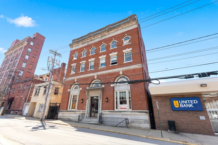 Primary Photo Of 160 Fayette St, Morgantown Apartments For Sale