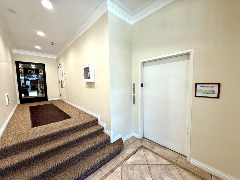 More Photos Of 314 N Last Chance Gulch, Helena Office For Lease