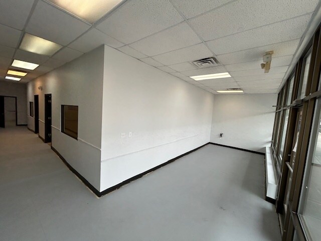 More Photos Of 98 Legends Pky, Eureka Unknown For Lease