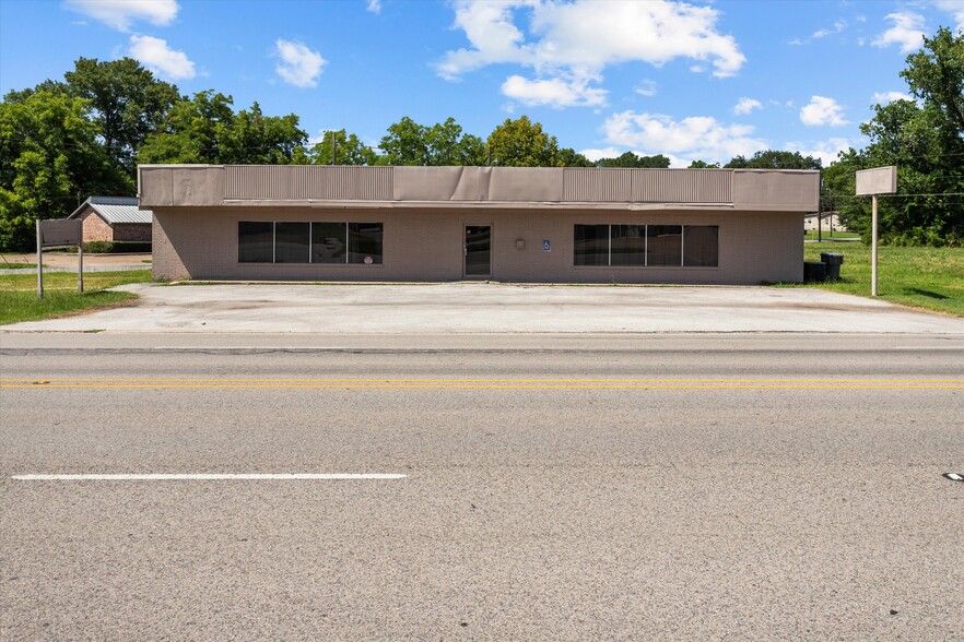 Primary Photo Of 310 E Denman Ave, Lufkin Storefront Retail Office For Sale