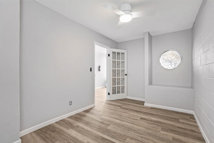 More Photos Of 649 23rd St, Richmond General Retail For Sale