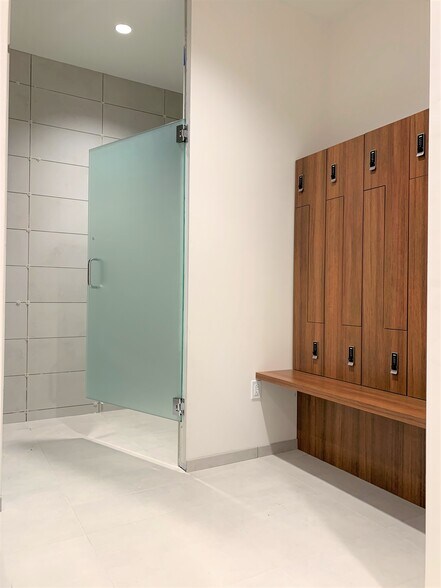 More Photos Of 2677 Prosperity Ave, Merrifield Office For Lease