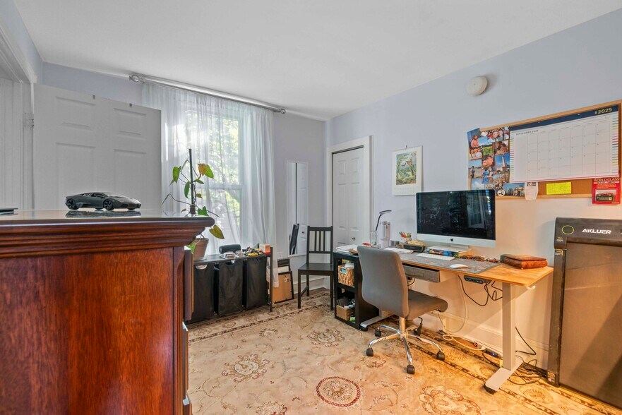 More Photos Of 5011 Roland Ave, Baltimore Apartments For Sale