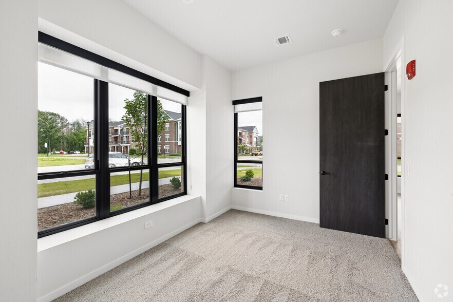 More Photos Of 582 Larsen Orchard Pky, Hobart Apartments For Lease