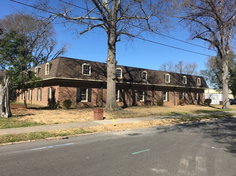 Primary Photo Of 310 Dick St, Fayetteville Office For Lease