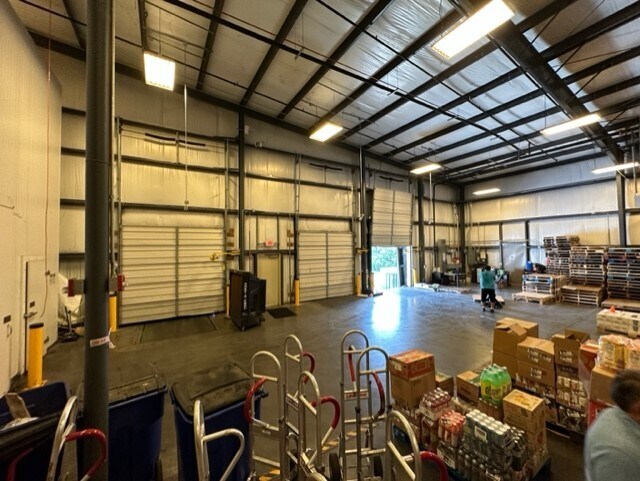 More Photos Of 280 Moore Ln, Collierville Warehouse For Lease
