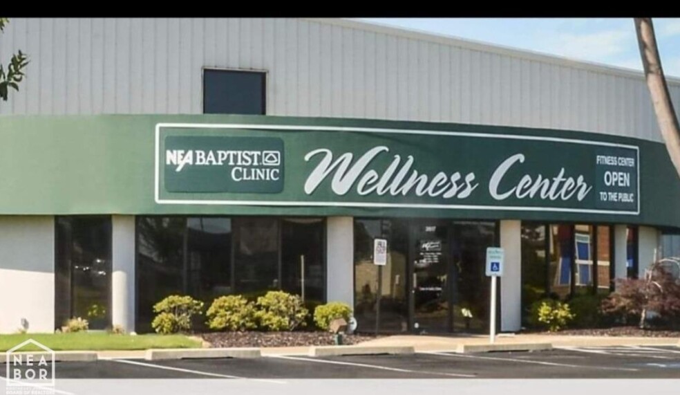 Primary Photo Of 2617 Phillips Dr, Jonesboro Health Club For Lease