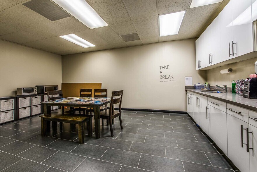 More Photos Of 1301 E Orangewood Ave, Anaheim Office For Sale