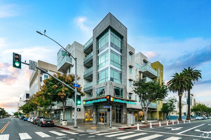 Primary Photo Of 525 Santa Monica Blvd, Santa Monica Apartments For Lease