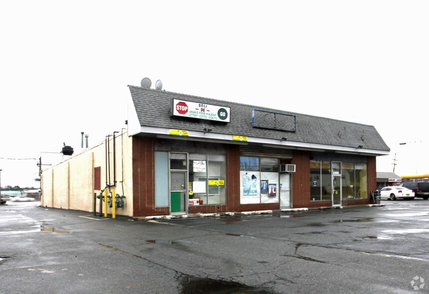 More Photos Of 141 US Highway 1, Metuchen Freestanding For Lease