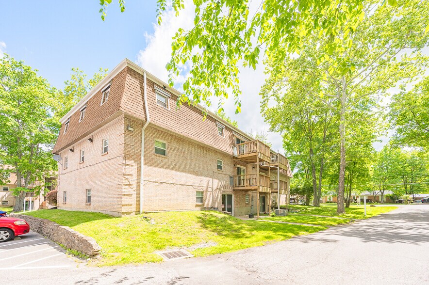 More Photos Of 3935-3939 Wilma Ct, Cincinnati Apartments For Sale