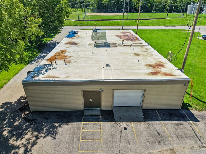 More Photos Of 2721 SW 30th St, Des Moines Office For Sale