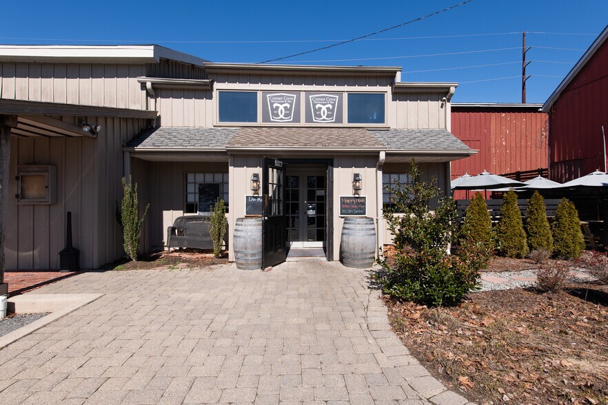 More Photos Of 1220 Old Lancaster Pike, Hockessin Storefront Retail Office For Sale